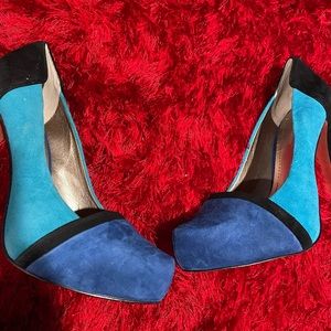 BCBG heels